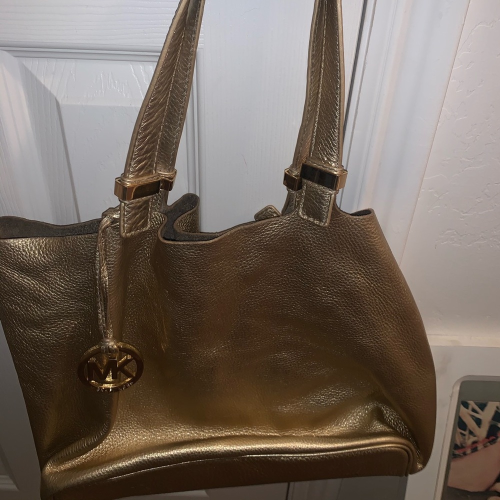 Michael kors purse !